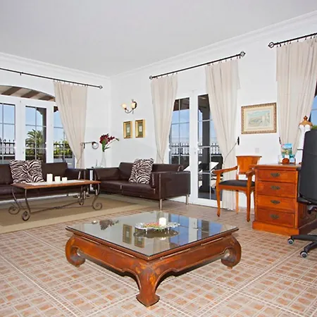 Traspies - 4 Bedroom Private Pool Plus Hot Tub Wifi 别墅 *